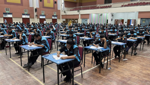 Peperiksaan Akhir Sesi 2/2024